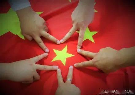 两会声音 | 赵雷鹰代表:完善岗位设置,把热爱社区工作的人员吸纳进来